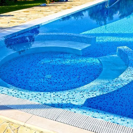 Russo Paola Apartmán